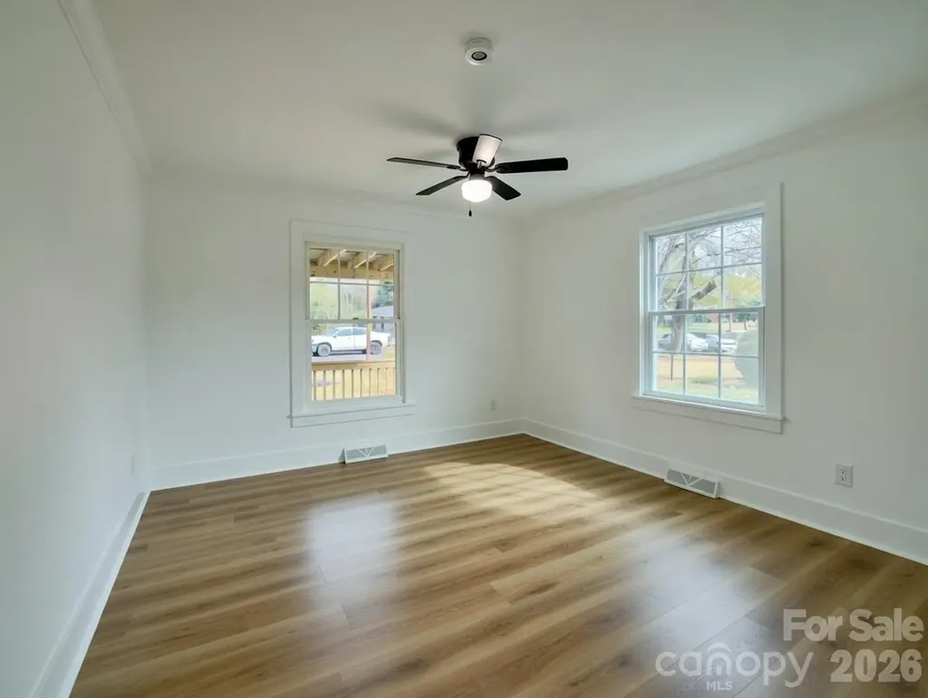 1033 Tracy Drive Charlotte NC 28217