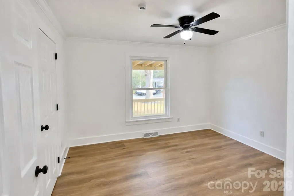 1033 Tracy Drive Charlotte NC 28217