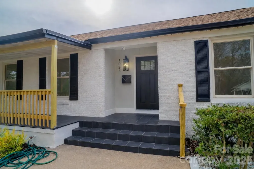 1033 Tracy Drive Charlotte NC 28217