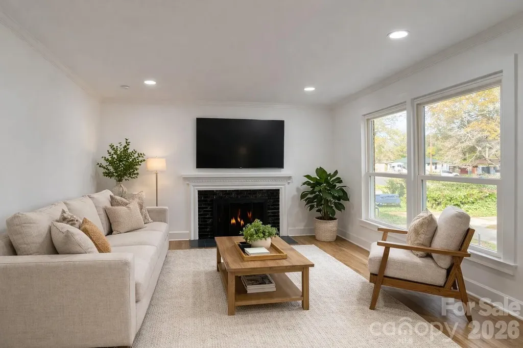1033 Tracy Drive Charlotte NC 28217