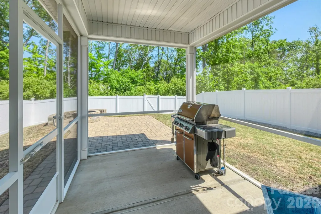 3881 Center Place Drive Harrisburg NC 28075