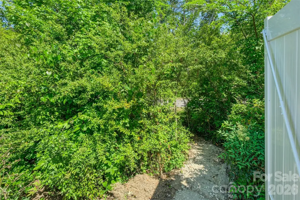3881 Center Place Drive Harrisburg NC 28075