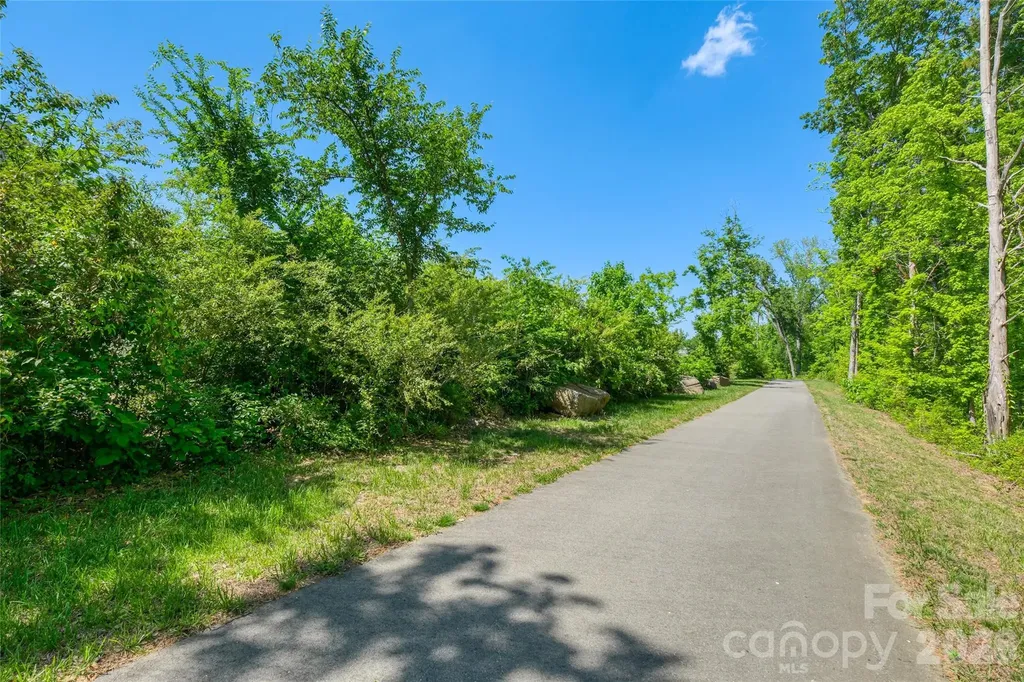 3881 Center Place Drive Harrisburg NC 28075