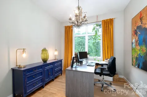 559 Shining Rock Path Horse Shoe NC 28742