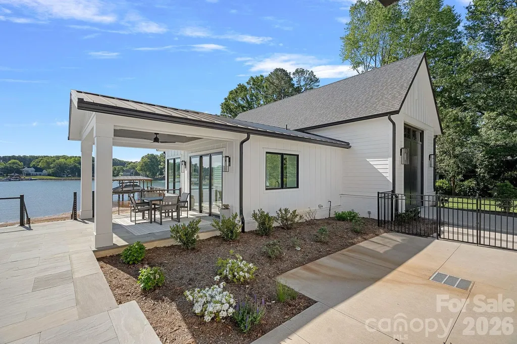 16906 Lake Shore Drive Cornelius NC 28031