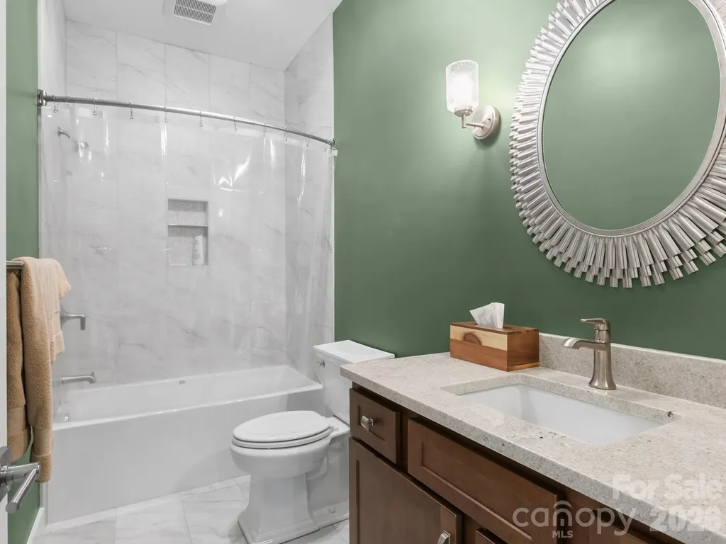 199 Garnet Way Hendersonville NC 28791