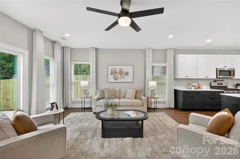 3219 Credenza Road Charlotte NC 28208