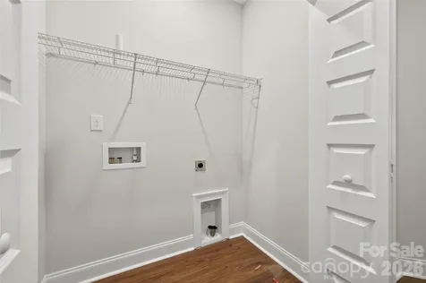 3219 Credenza Road Charlotte NC 28208