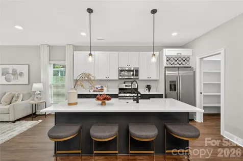 3219 Credenza Road Charlotte NC 28208
