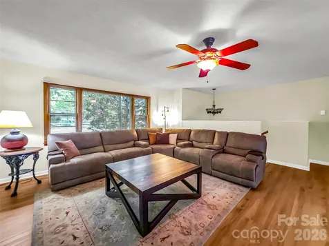 122 W Sweetbriar Lane Etowah NC 28729