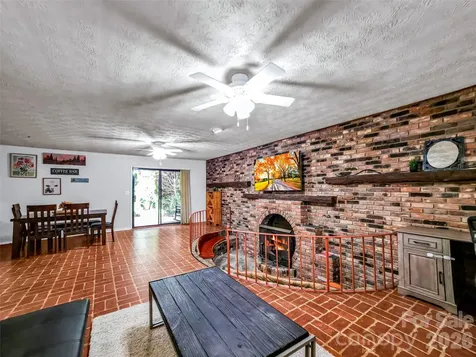 122 W Sweetbriar Lane Etowah NC 28729