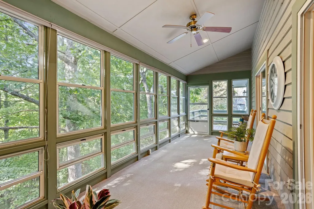 128 Forest View Drive Flat Rock NC 28731