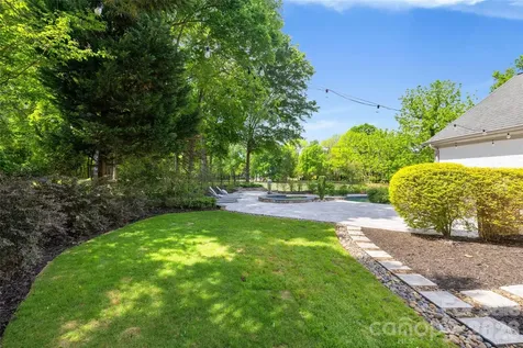 11920 Three Vistas Court Charlotte NC 28277
