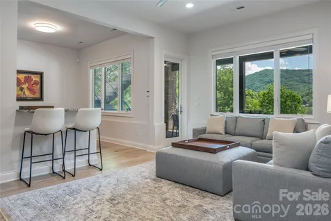 110 Plateau Drive Maggie Valley NC 28751