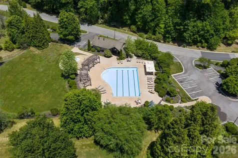 110 Plateau Drive Maggie Valley NC 28751