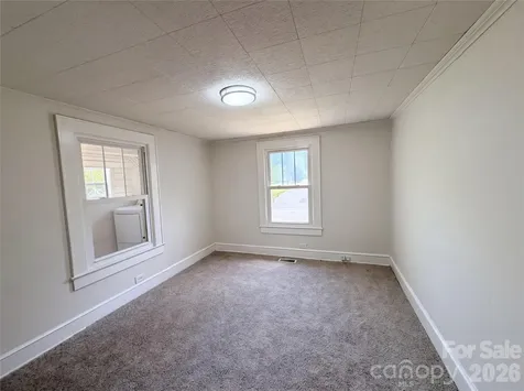 215 S Ferry Road New London NC 28127