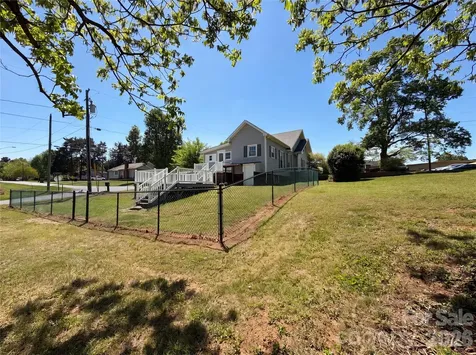 215 S Ferry Road New London NC 28127