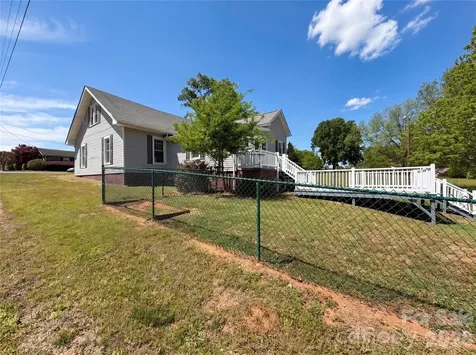 215 S Ferry Road New London NC 28127