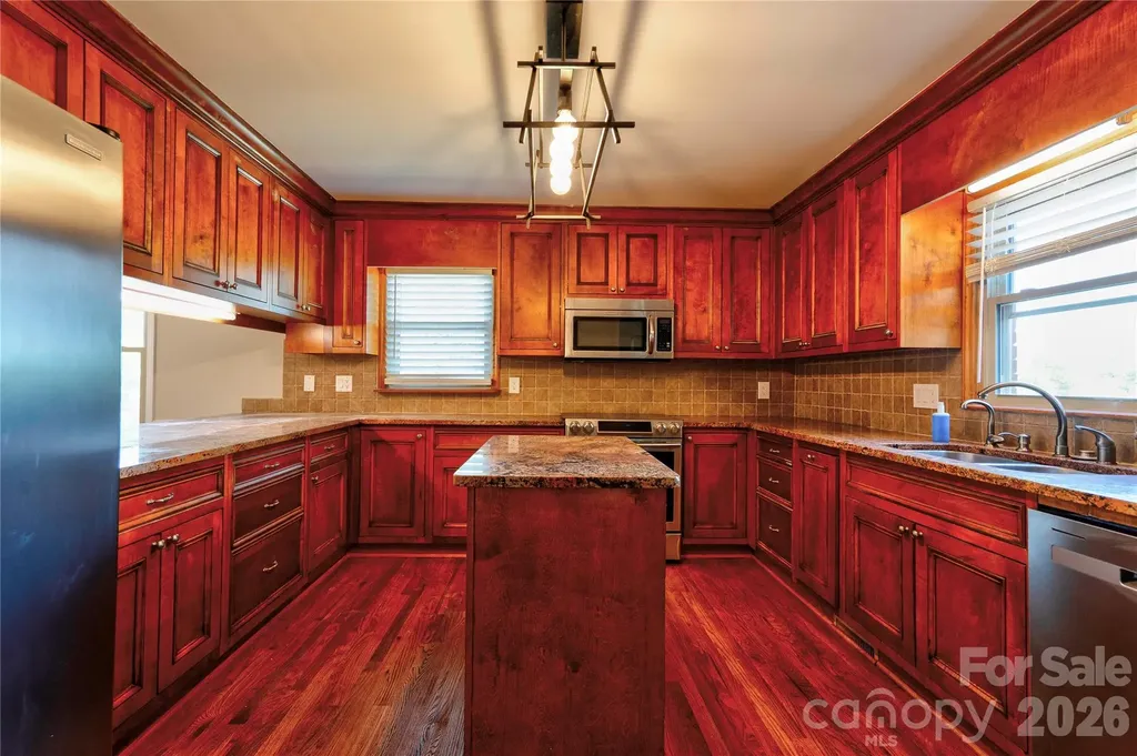 176 Knollwood Drive Forest City NC 28043