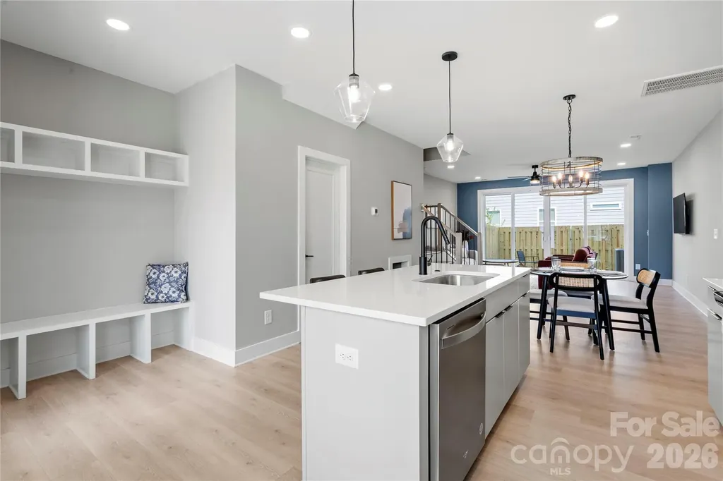 242 Freeland Lane Charlotte NC 28217