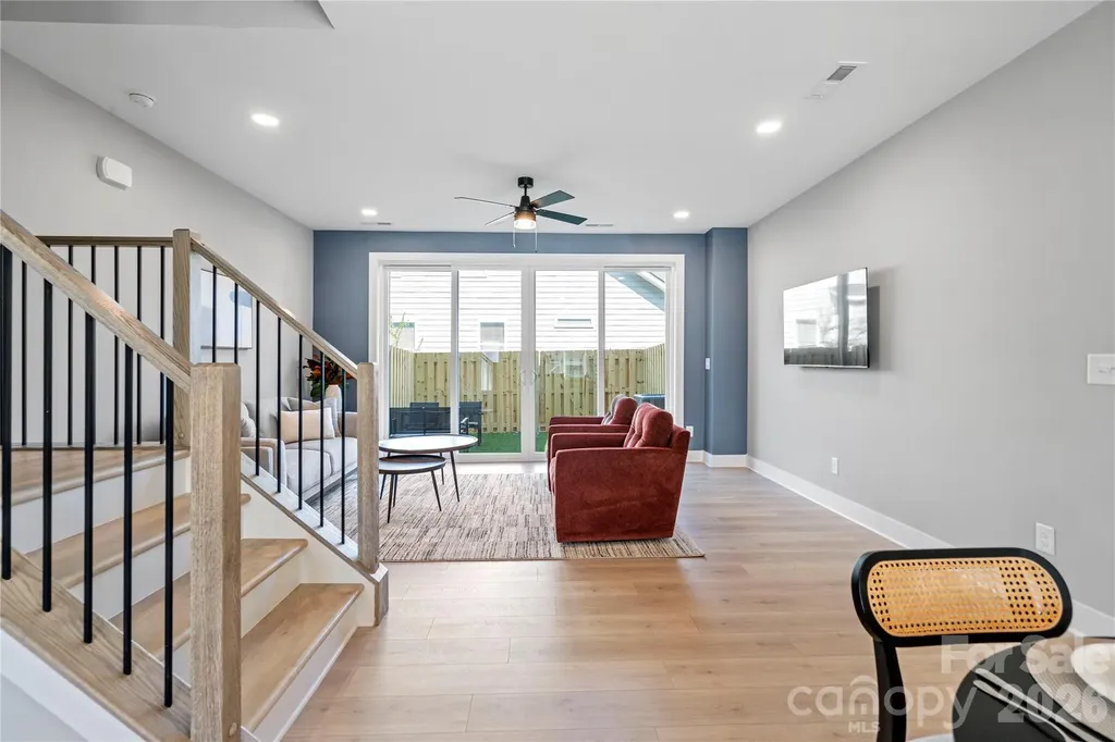 242 Freeland Lane Charlotte NC 28217