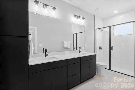 242 Freeland Lane Charlotte NC 28217