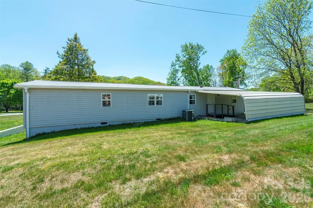 28 Brooks Cove Road Black Mountain NC 28711