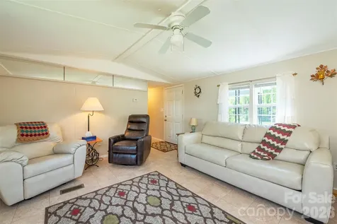 28 Brooks Cove Road Black Mountain NC 28711
