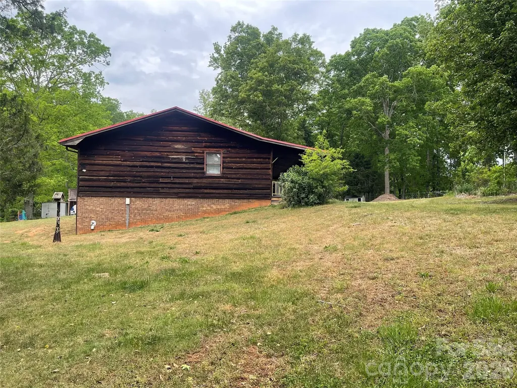 1870 Oakland Road Forest City NC 28043
