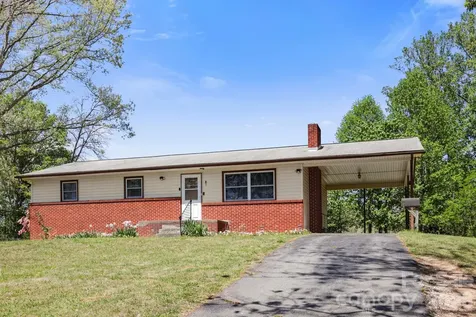 41 Hartshorn Drive Candler NC 28715