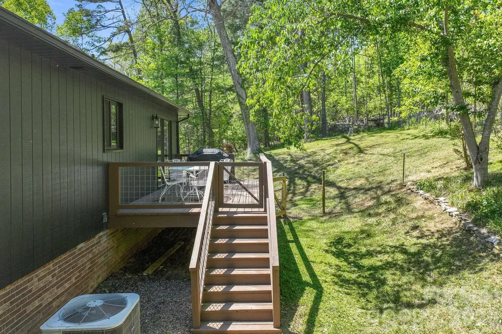 75 High Valley Estates Drive Alexander NC 28701