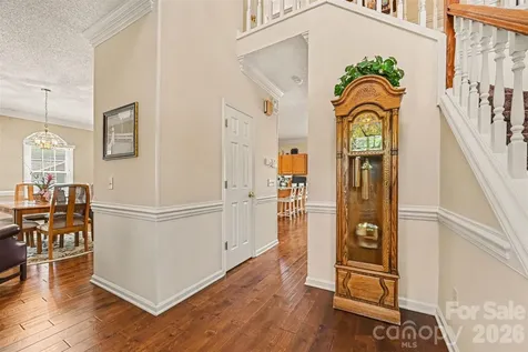 4051 Pinecrest Drive NE Hickory NC 28601
