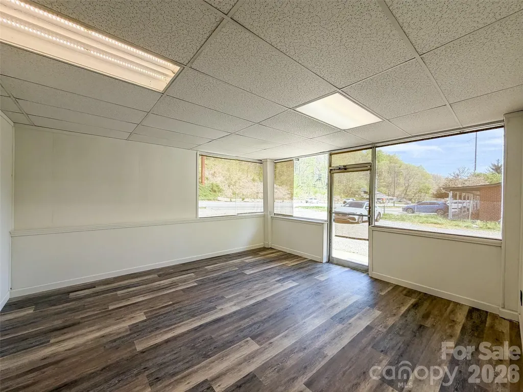 2803 Dellwood Road Waynesville NC 28786