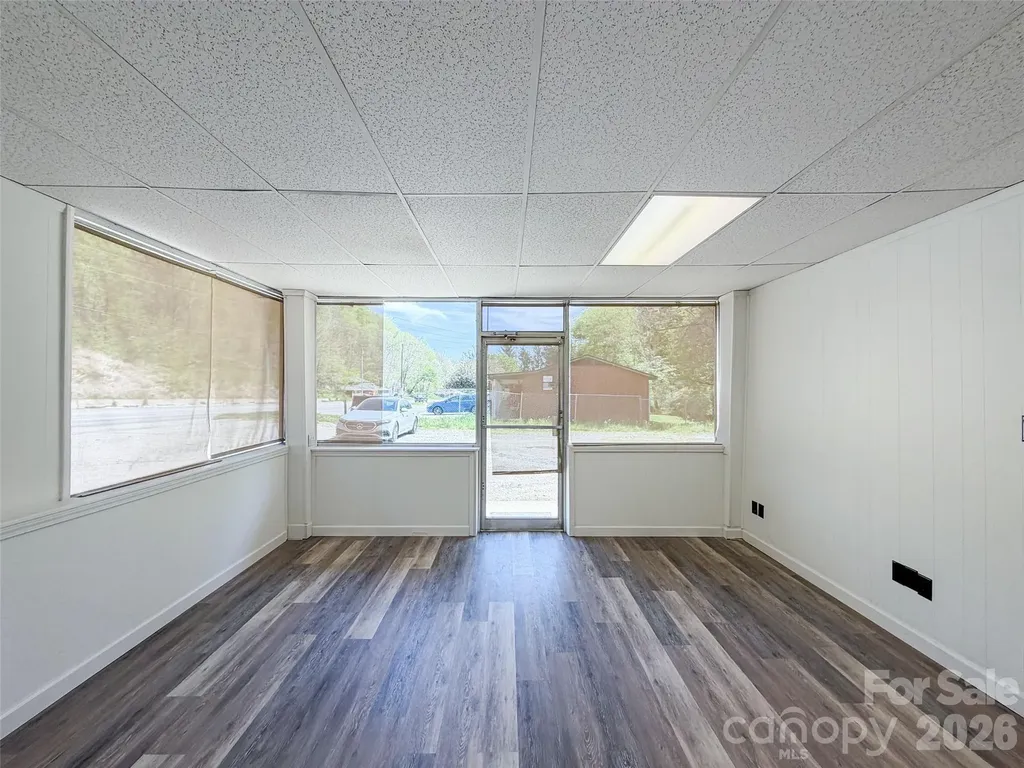 2803 Dellwood Road Waynesville NC 28786