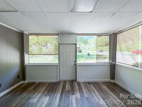 2803 Dellwood Road Waynesville NC 28786