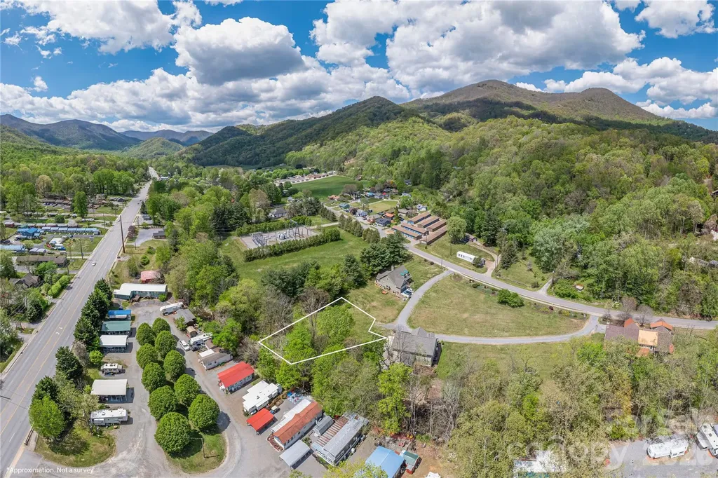500 Sophie Road Maggie Valley NC 28751