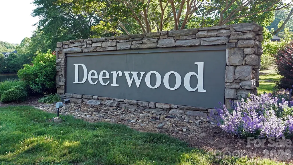 109 Clubwood Court Asheville NC 28803