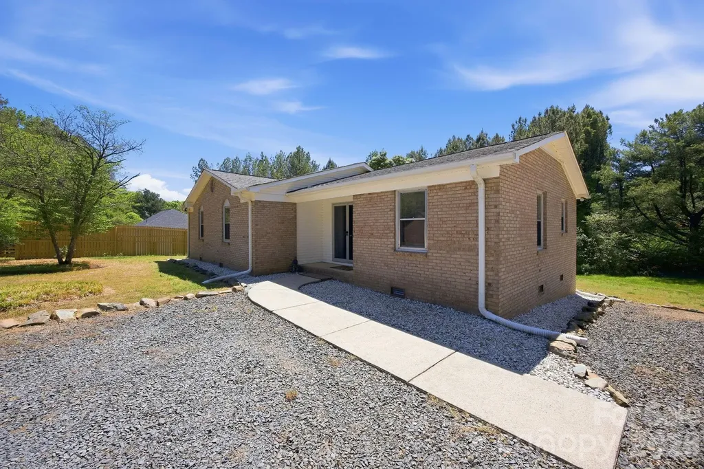 234 Oak Lane Oakboro NC 28129