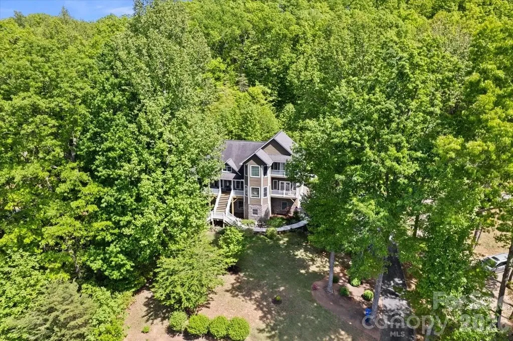 1307 Golf Course Road Old Fort NC 28762