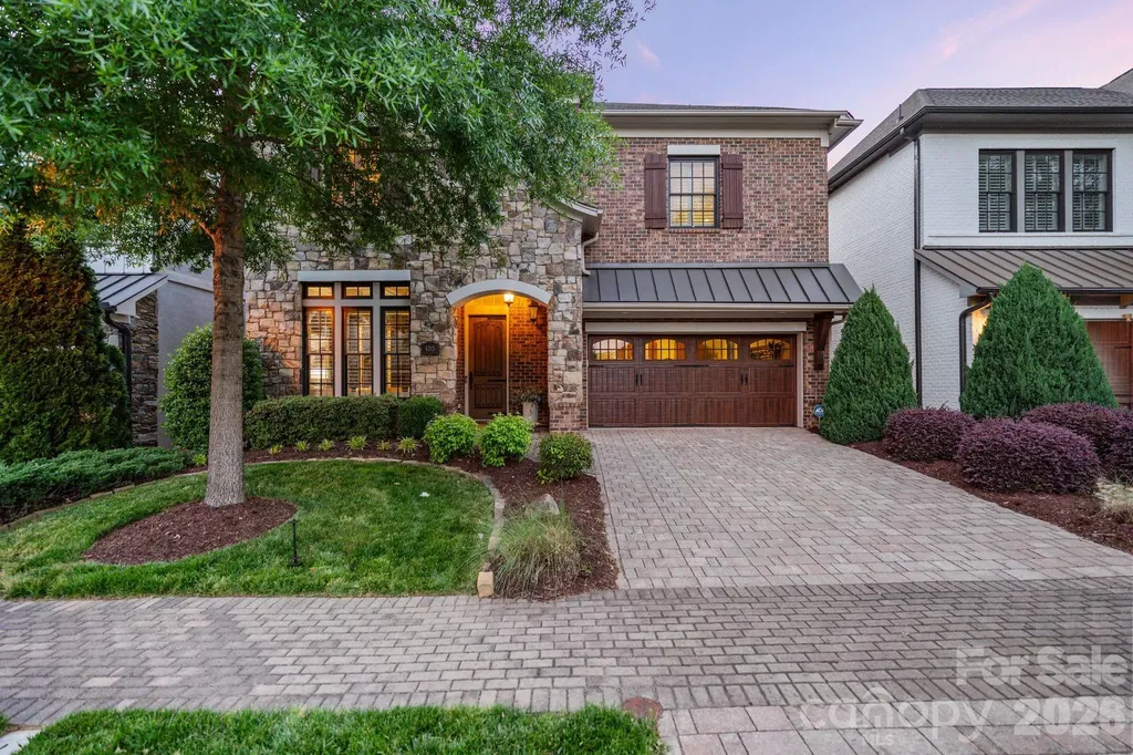 4315 Calvet Court Charlotte NC 28210