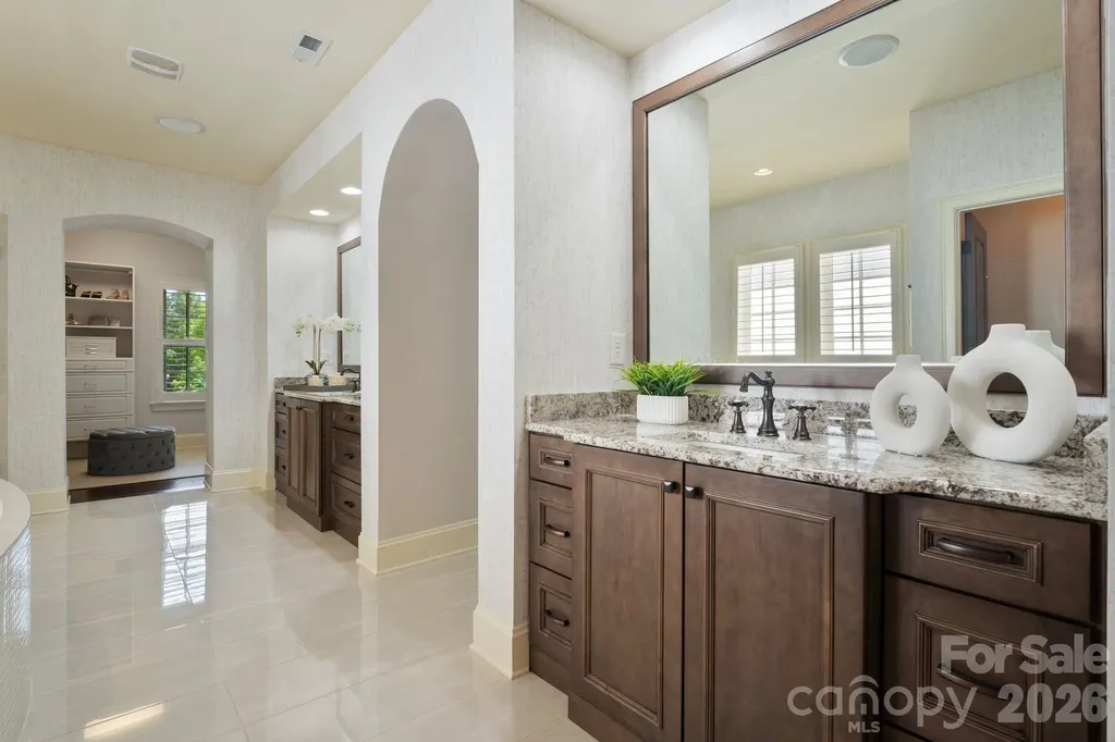 4315 Calvet Court Charlotte NC 28210