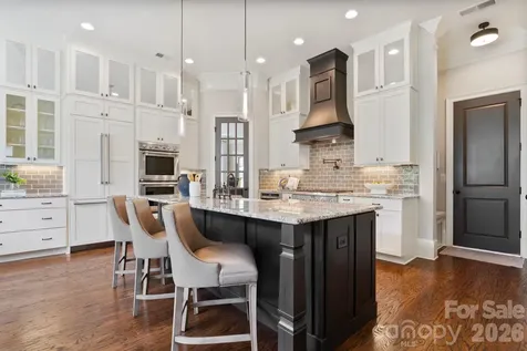 4315 Calvet Court Charlotte NC 28210