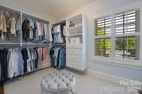 4315 Calvet Court Charlotte NC 28210