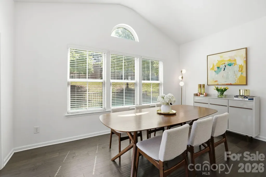 1819 Fleetwood Drive Charlotte NC 28208