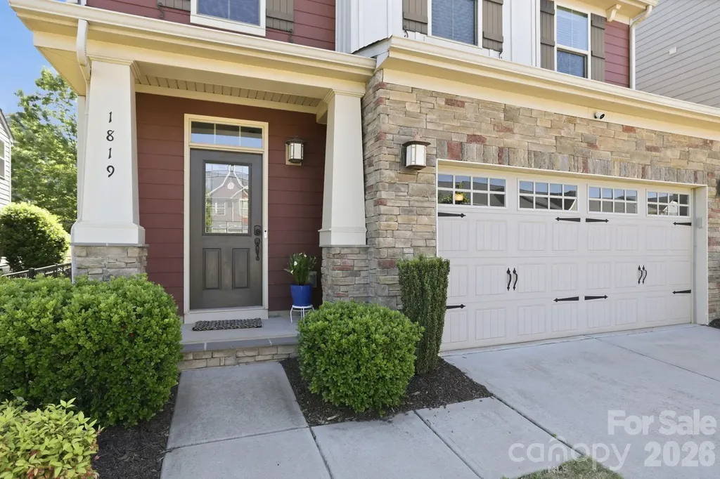 1819 Fleetwood Drive Charlotte NC 28208