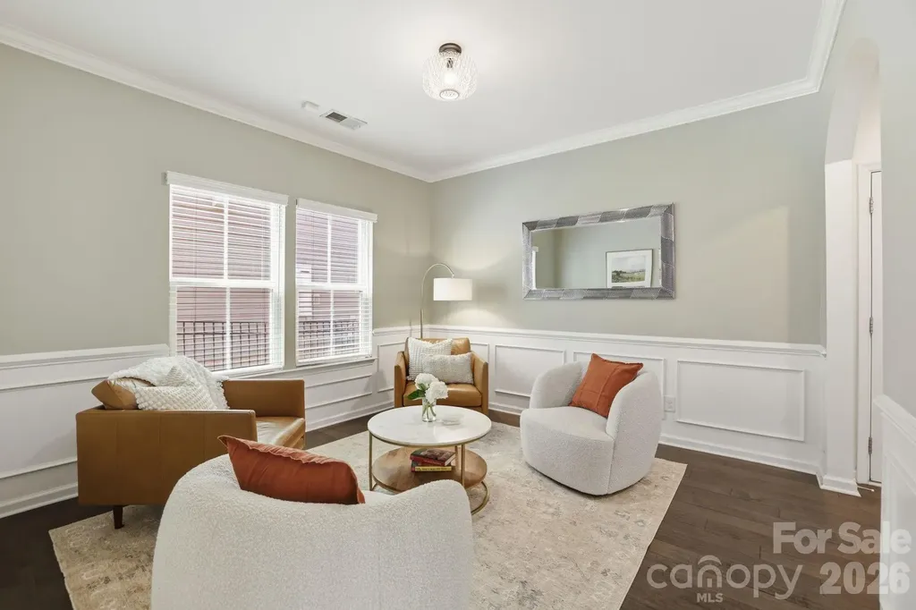 1819 Fleetwood Drive Charlotte NC 28208