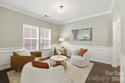 1819 Fleetwood Drive Charlotte NC 28208