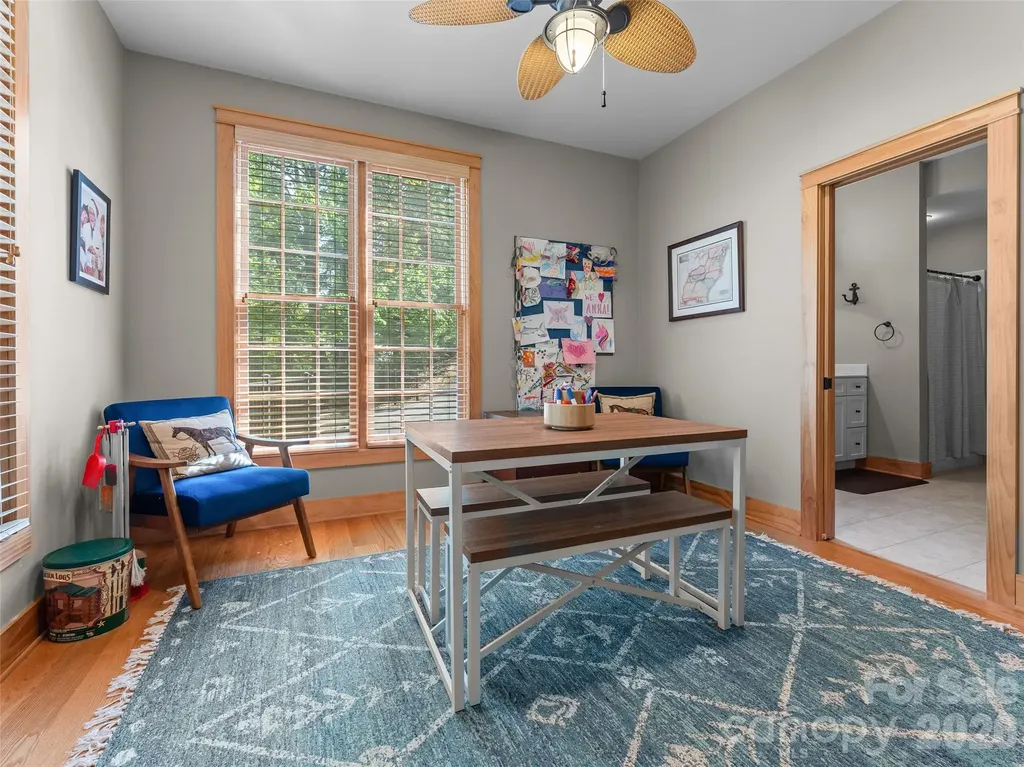 350 Laurel Mountain Trail Saluda NC 28773