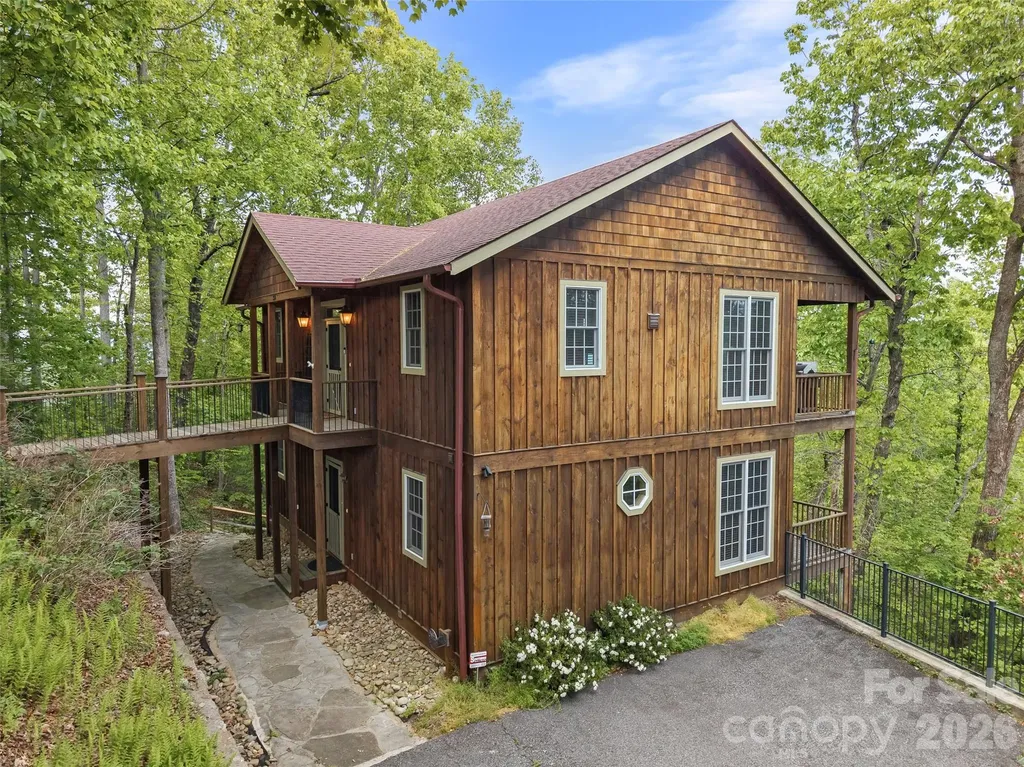 350 Laurel Mountain Trail Saluda NC 28773