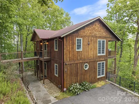 350 Laurel Mountain Trail Saluda NC 28773